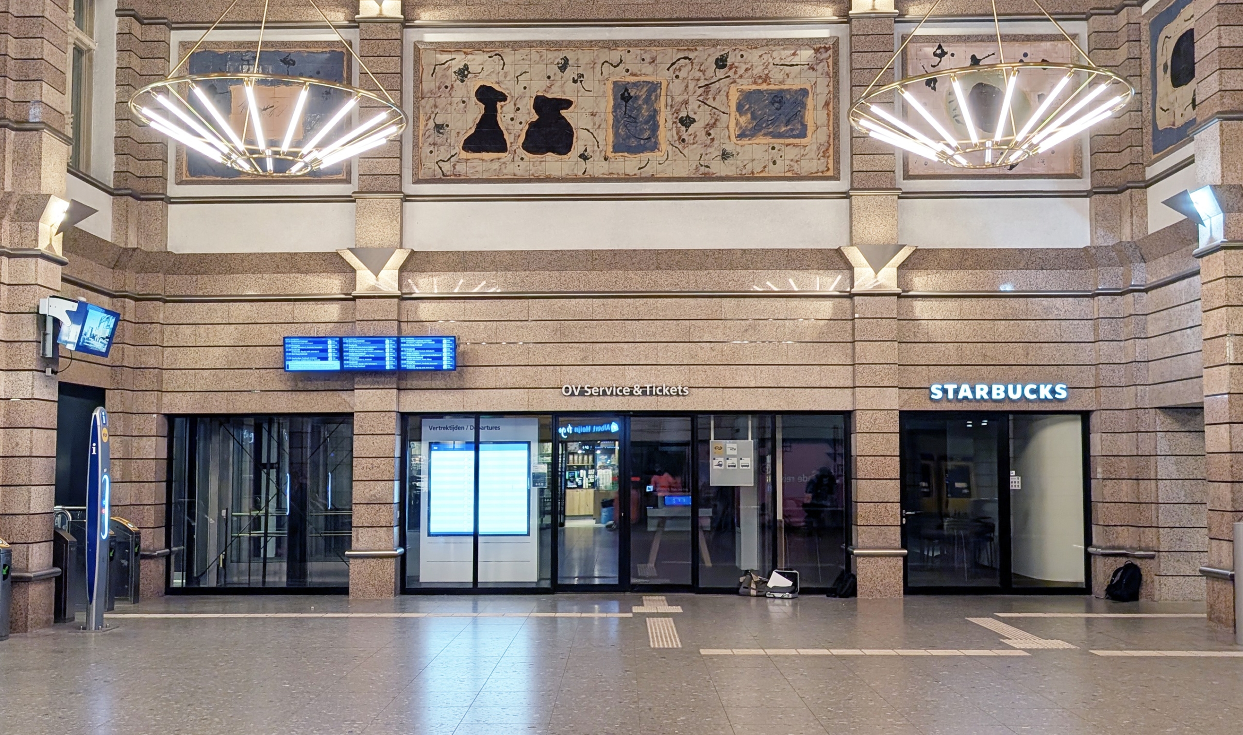 Stationshal Den Haag HS nieuw